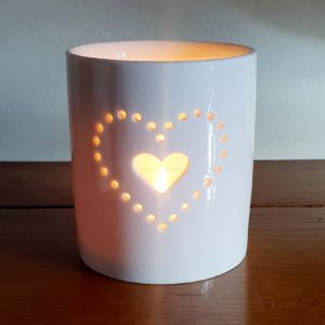 White Heart Tea Light Holder 8cm